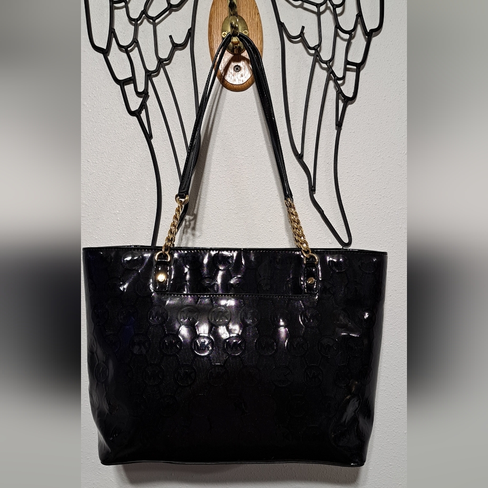 Michael Kors Elegant Black Tote Bag